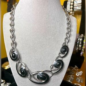 Vintage✨ Trifari Necklace